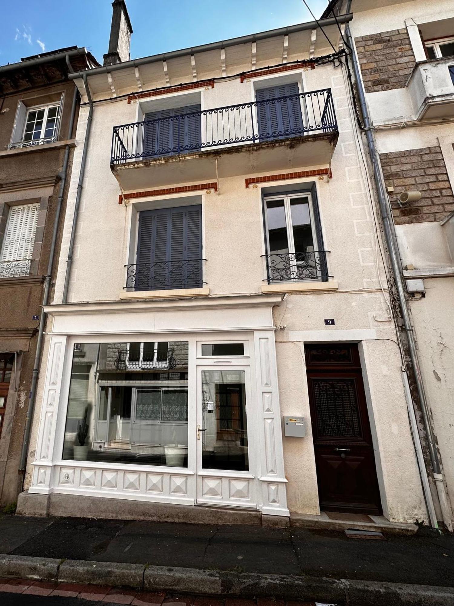 Belle Maison De Ville Au Coeur Du Village De Montagne Vic-sur-Cère 외부 사진